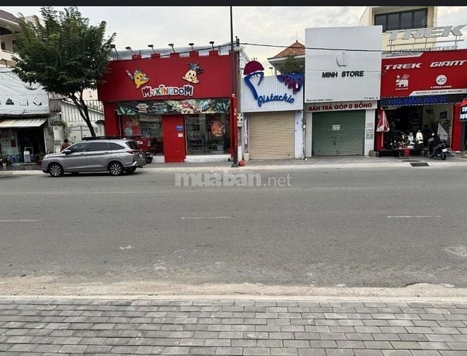 Chính chủ cần bán đất mặt tiền kinh doanh CMT8