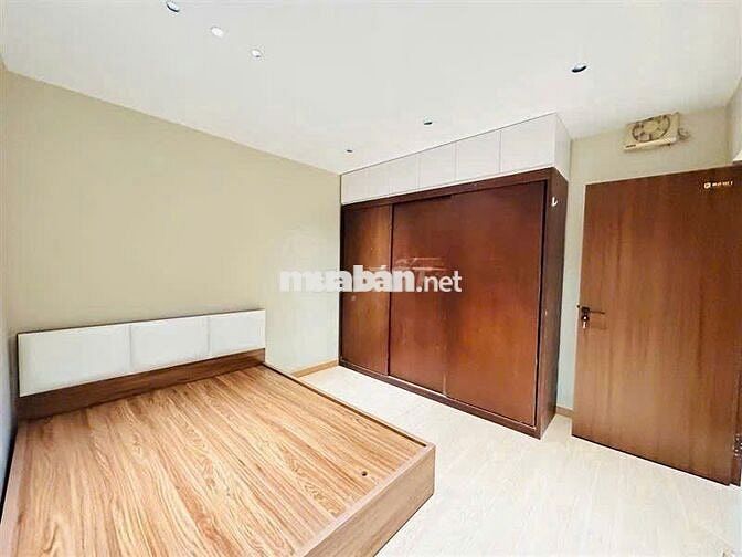 Cho Thuê Căn Hộ Tập Thể Tầng 4. Khu Nghĩa Tân. 80m2 Fuil Nội Thất.