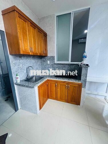 2PN 1 WC ngay Hàng Xanh full nội thất