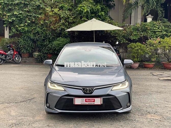 TOYOTA COROLA ALTIS 1.8V 2022 Xe hãng bán