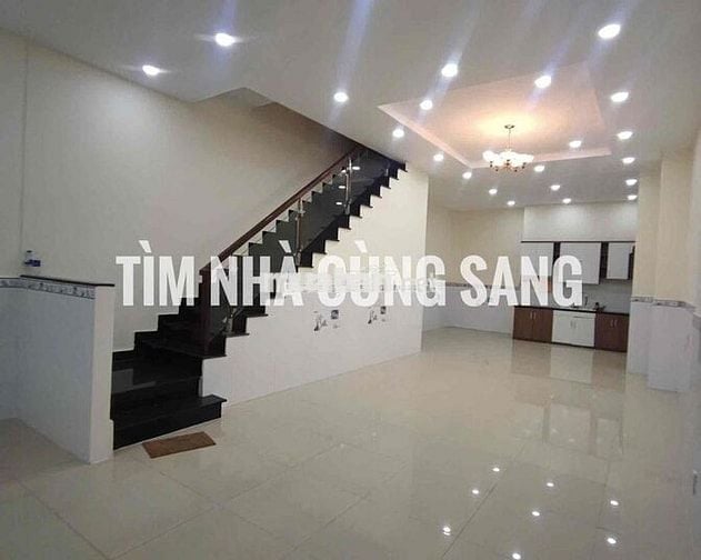 QUÁ RẺ CHỈ 12 TRIỆU NHÀ HXH CẠNH VẠN PHÚC 5PN, 4WC NHÀ ĐẸP