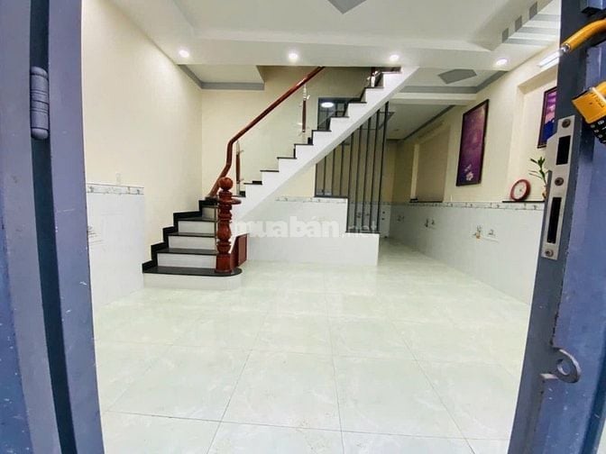 🏡 NHÀ LẦU TRỆT – VỊ TRÍ ĐẸP GẦN CỤM TRƯỜNG HỌC & SÂN VẬN ĐỘNG ĐÔNG HÒ