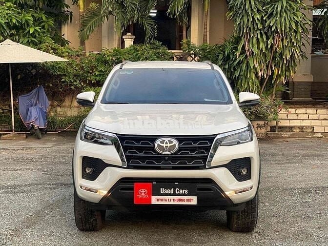 TOYOTA FORTUNER 2.7AT 4X2 2024 Siêu cọp 3.100Km