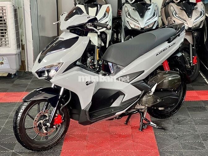 💥Airblade Robot2017 full mới Xám XiMăng BS81 9 chủ