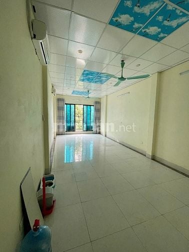 Chính chủ cho thuê nhà làm văn phòng tầng 3 Vạn Phúc Hà Đông