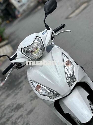 Vision Bạch tuyết chính chủ siêu đẹp sẵn Q8 ✨