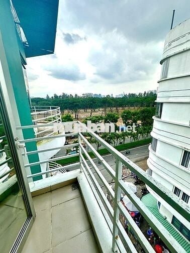 👉Căn Hộ Quận 7 Ban Công Lớn Ngay Cầu Him Lam  _ Có Dịch Vụ Dọn Phòng