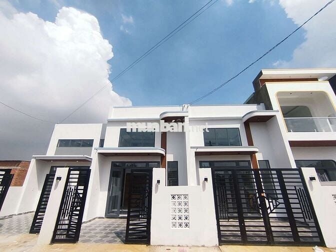 Nhà đẹp giá rẻ Gần Khu Du lịch Bửu Long,TP Biên Hoà ( sổ riêng,thổ cư)