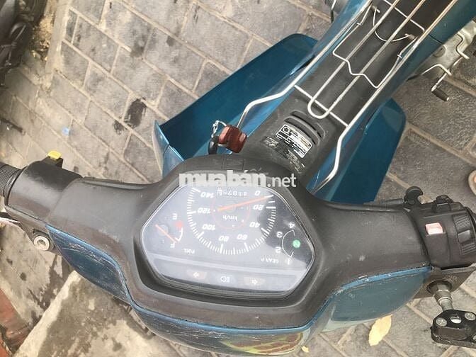 Xe máy Honda Wave Thái 100 màu xanh