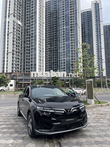 VF8 2023 mua pin Catl áp TXĐĐ