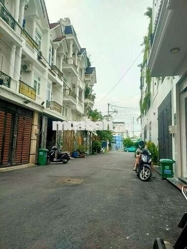 HẺM VIP KHU PHÂN LÔ ĐỒNG BỘ -  4 TẦNG KIÊN CỐ - NGAY BẾN XE BUÝT