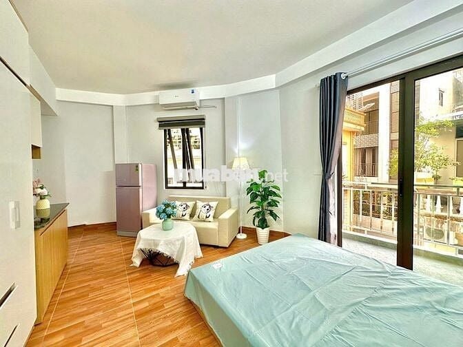 CHO THUÊ CĂN HỘ STUDIO FULL NỘI THẤT BAN CÔNG NGAY TẠI CỔ NHUẾ