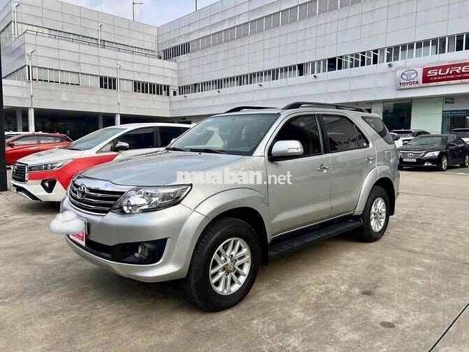 Toyota Fortuner Xăng 2013 xe Hãng BH 1 năm