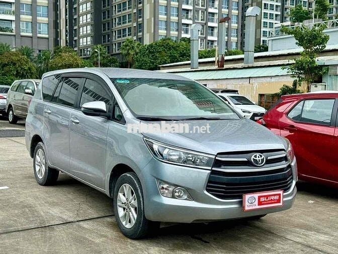 Toyota Innova 2020 2.0E - 72000 km