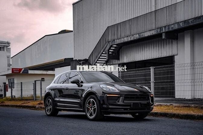 Porsche Macan 2021 màu đen ghế đỏ cực đẹp