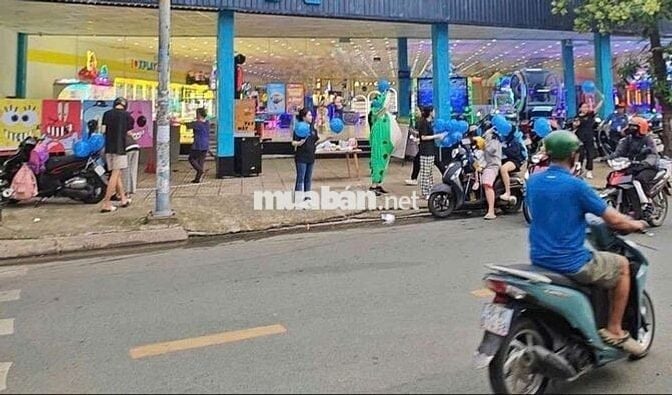 CHO  THUÊ  MẶT BẰNG  ĐẸP ( 770 m2)