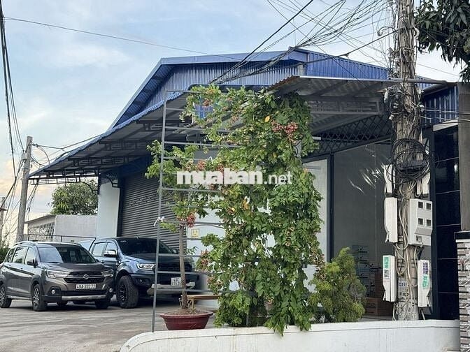 Văn phòng cty và nhà xưởng( 2 phòng ngủ, bếp) 410m2 Ngô Đức Kế