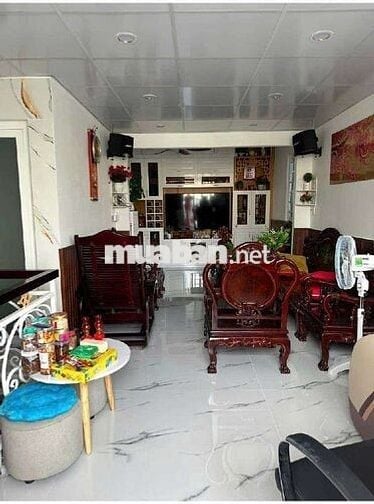 BÁN NHÀ 2 TẦNG NGUYỄN VĂN QUÁ - 5.3M×15M - GẦN MẶT TIỀN - GIÁ CHỈ 5 TỶ