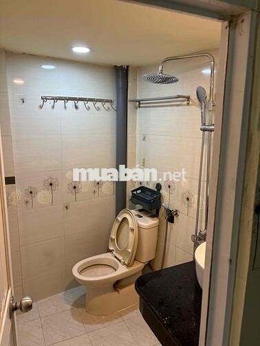 Cho thuê nhà nguyên căn hẻm 220 Hoàng Hoa Thám