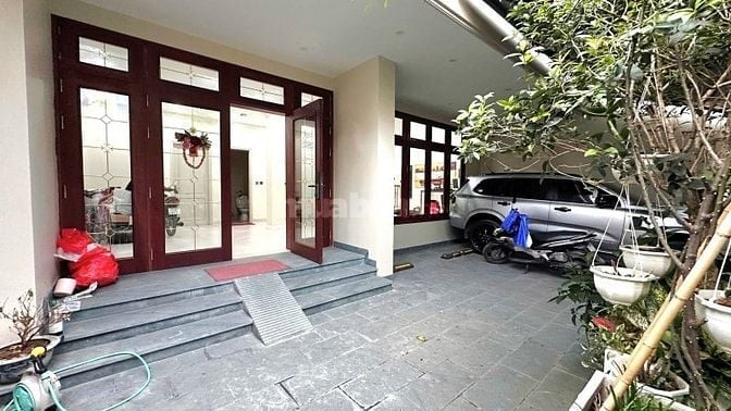 Xuân Đỉnh – Bắc Từ Liêm – 124 M2 – 5 T – MT 10 M – Giá 37.8 Tỷ. BIỆT T