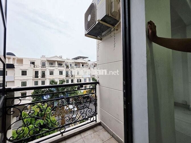 CHO THUÊ PHÒNG BANCOL SIÊU RỘNG TRONG KDC CITYLAND