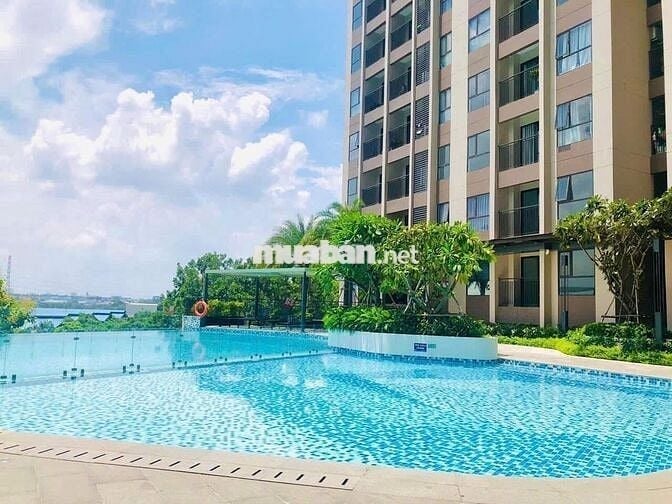 Chính chủ - Bán căn tầng tiện ích gần Hồ Bơi ( Mới 100% )