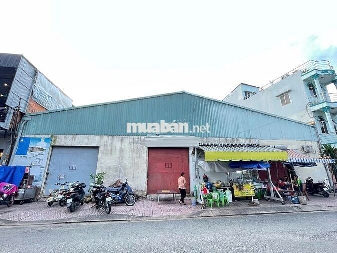 Cho Thuê Kho Đường Âu Cơ DT rộng 14x20m.