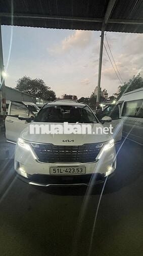 Kia Carnival 2023 Signature 3.5G chạy xăng