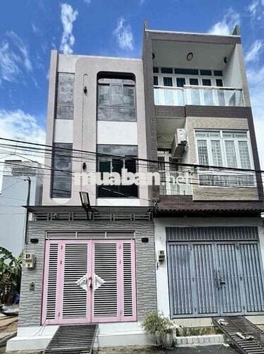 MẶT BẰNG NHÀ 3 TẦNG TRỐNG SUỐT HẺM XE TẢI LIỀN KỀ VẠN PHÚC CITY