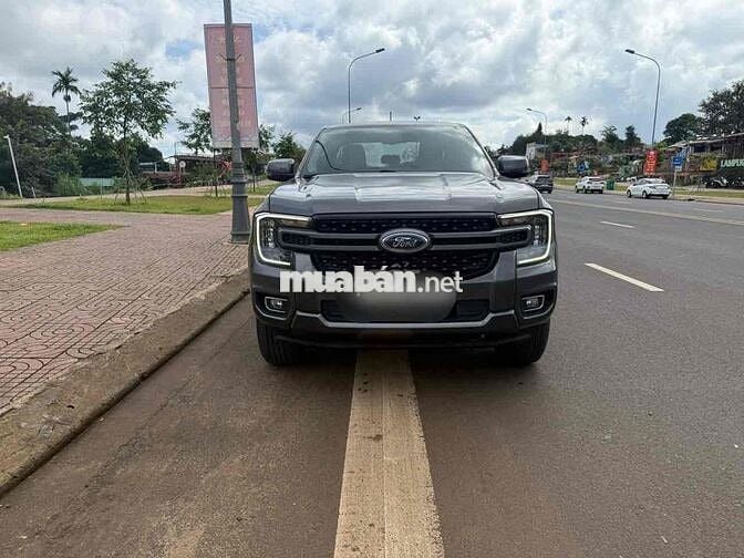 Ford ranger xls AT 4x4 sx 2024 một chủ từ đầu