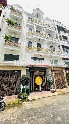 Bán Nhà 5 Tầng Mái Thái Đường Nguyễn Ảnh Thủ, Hẻm 8m Có Lề, 4.05*15m