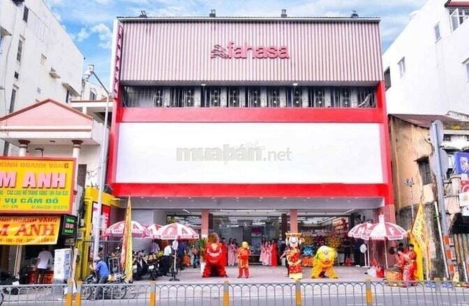 Cho thuê mặt tiền Nguyễn Văn Cừ Q5 – tuyến đường kinh doanh sầm uất