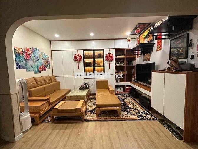 Căn hộ full nội thất cao cấp đã sửa chữa thành 3pn