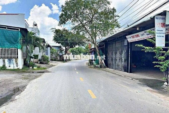 LÔ GÓC KP . PHÚ THẠNH - TRUNG TÂM PHÚ MỸ