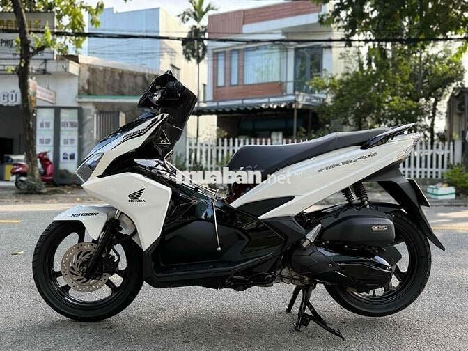 Air Blade 2017 B.số 92 Góp trả trước 5tr dắt xe