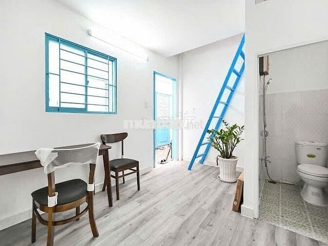 Phòng rộng 32m2 ngay trong KDC Kiều Đàm, gần Cầu Rạch Ông, Quận 4,1,8