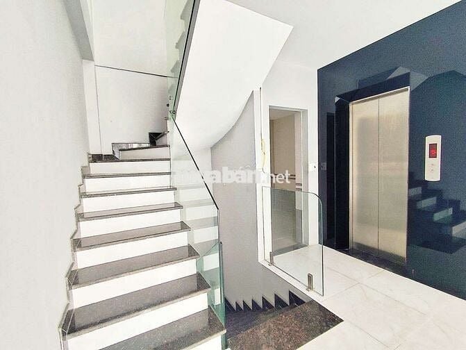 Cho thuê văn phòng 65m², 11tr tại Tố Hữu - Lê Văn lương, Thanh Xuân