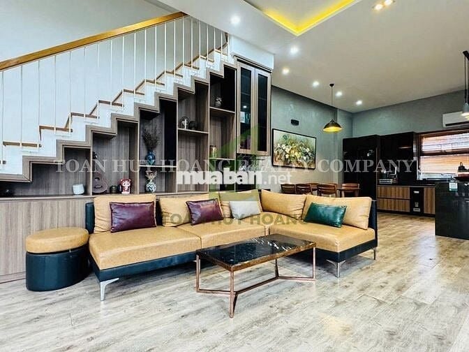 VILLA GẦN SÔNG HÀN – GẦN CẦU THUẬN PHƯỚC 4 PN HIỆN ĐẠI CÓ HỒ BƠI