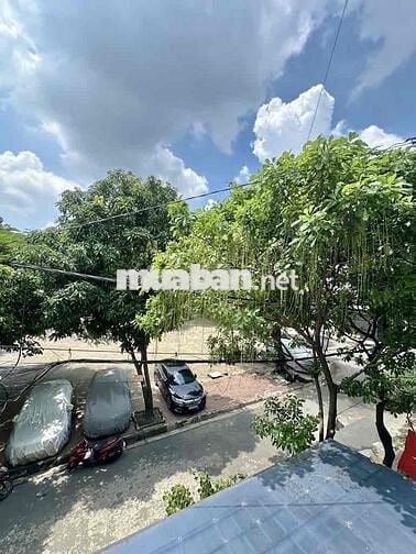 Nhà 80m2-Hẻm Xe Hơi 10m-4 tầng-Nguyễn Gia Trí Bình Thạnh