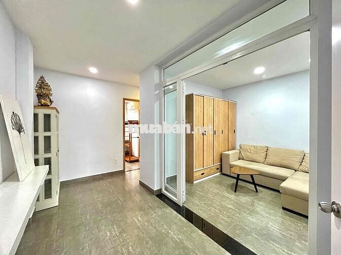 Cho Thuê 2PN 1PK 1PB 71m2 Phòng Bếp Lớn Ngay Chợ Tân Định Quận 1