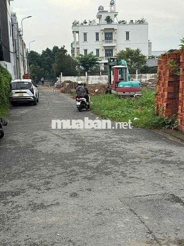 LÔ ĐẤT GÓC 2 MẶT TIỀN SIÊU ĐẸP 13x28 - CN: 368m2 Giá: 11tỷ2 SIÊU ĐẸP