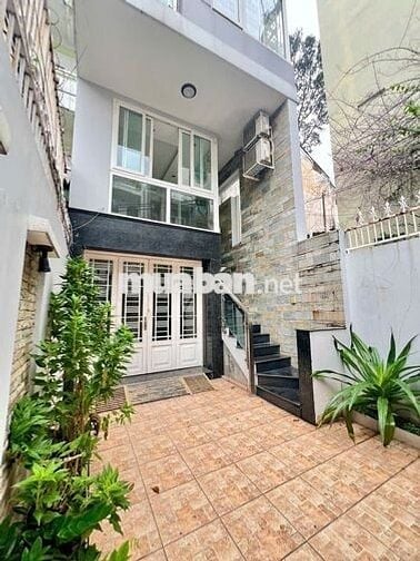 Cho thuê tầng lửng làm văn phòng mặt tiền đường Trà Khúc, F2, TB