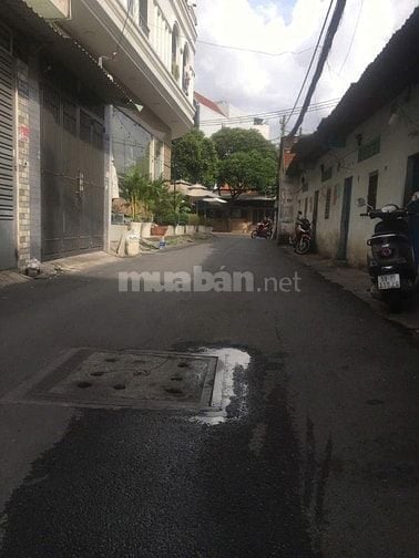 Biệt thự cao cấp đường trịnh đình trọng DT:8x18 trệt 3 lầu st nội thất