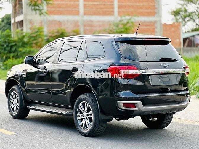 Everest 2019 AT. bản Trend. xe gia đình. không KD.