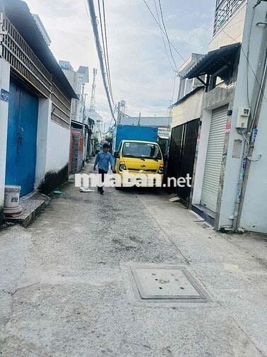 nhà nguyên. thị Búp -/  một lầu  nhỉnh 4Đồng