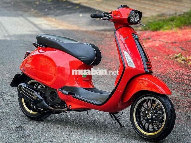 Vespa spin 2022 bst 9chủ zin đẹp nợ xấu trả 50% ạ