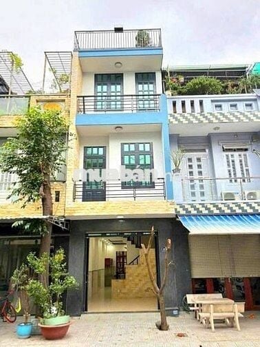 cho thuê nhà gần ngã tư 550  gồm 5 phòng ngủ