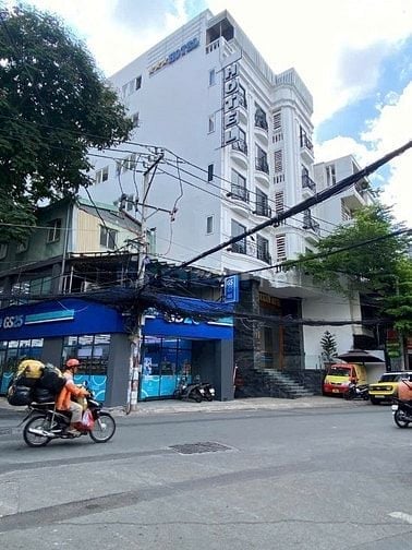 Nhà góc mặt tiền Bạch Đằng Sân bay - 6,5x16m xây hầm 7 tầng giá 26 tỷ