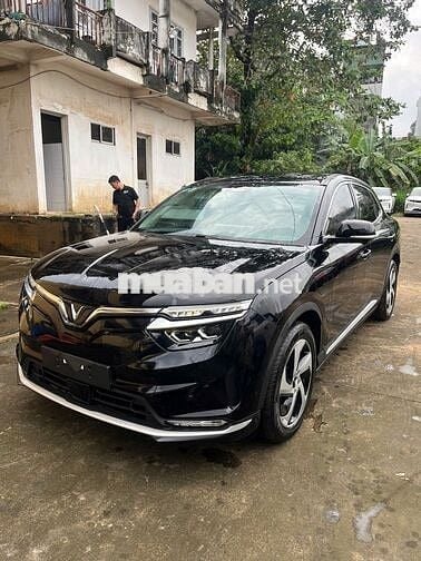 VinFast VF8 2023 Plus - 30000 km