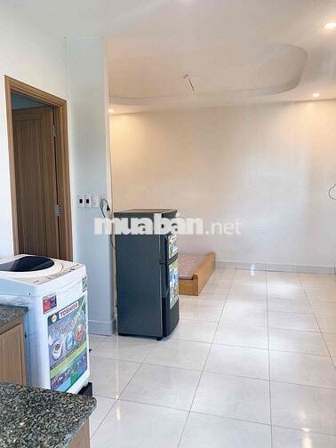 cần cho thuê gấp phòng rộng 30m2 nội thất cơ bản